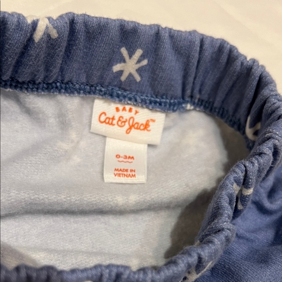 “Bundle 10/$14” Cat & Jack 0-3M Blue Baby warm Pants with White Star Design - Picture 2 of 6